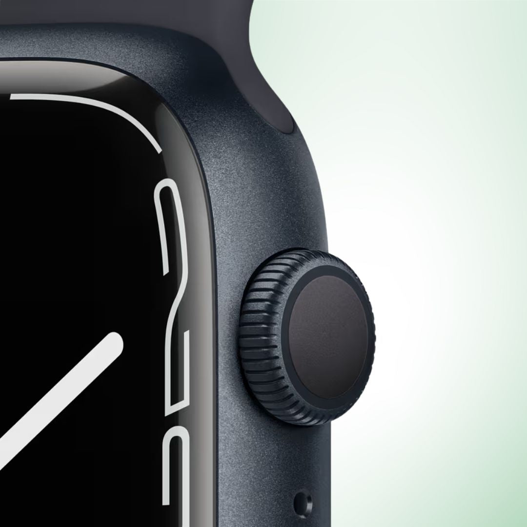 Apple Watch Serie 7 45mm close up